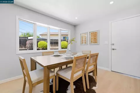 Dining - 3307 Ahern Ct, Richmond, CA 94803 photo 1 of 2
