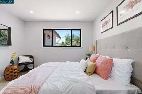 Bedroom - 3307 Ahern Ct, Richmond, CA 94803 photo 11 of 11