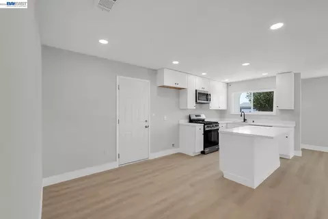 Other - 587 Somoa Ln, Lathrop, CA 95330 photo 2 of 7