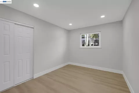 Bedroom - 587 Somoa Ln, Lathrop, CA 95330 photo 4 of 9