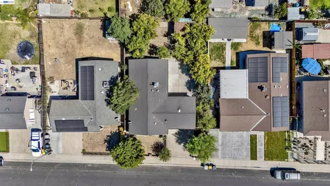 View/Area - 587 Somoa Ln, Lathrop, CA 95330 photo 1 of 3