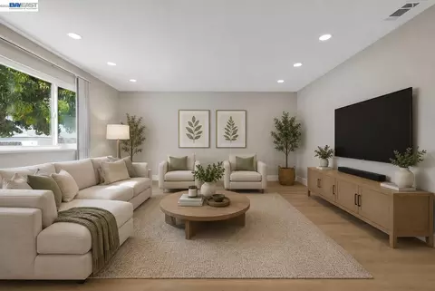 Living - 587 Somoa Ln, Lathrop, CA 95330 photo 1 of 4