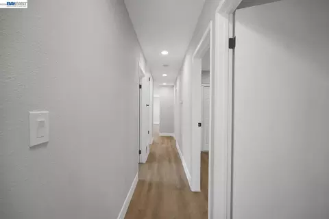 Entry Way - 587 Somoa Ln, Lathrop, CA 95330 photo 1 of 1