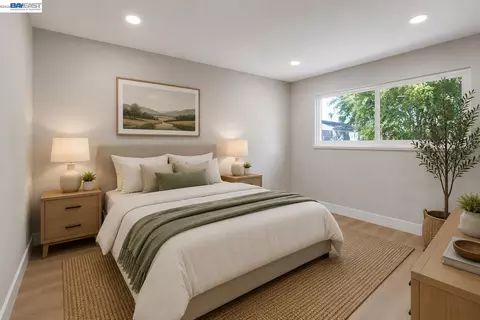 Bedroom - 587 Somoa Ln, Lathrop, CA 95330 photo 5 of 9
