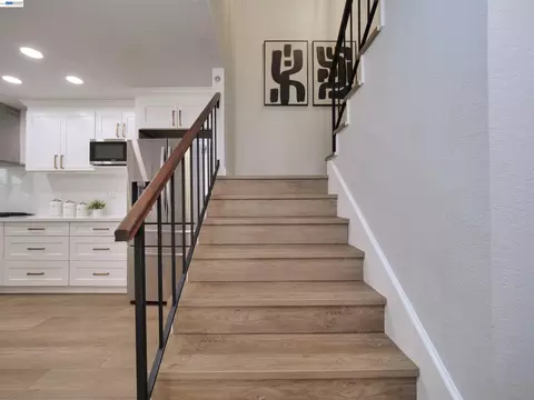 Entry Way - 7445 Rolling Hills Cir, Dublin, CA 94568 photo 4 of 5