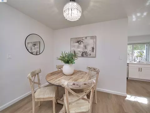 Dining - 7445 Rolling Hills Cir, Dublin, CA 94568 photo 3 of 4