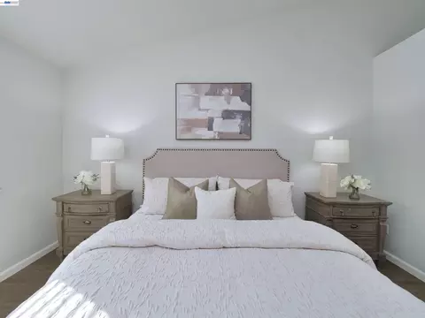Bedroom - 7445 Rolling Hills Cir, Dublin, CA 94568 photo 2 of 5
