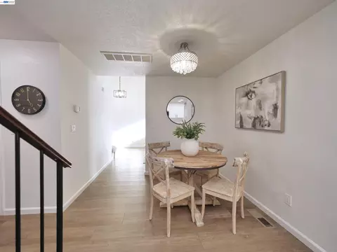 Dining - 7445 Rolling Hills Cir, Dublin, CA 94568 photo 1 of 4