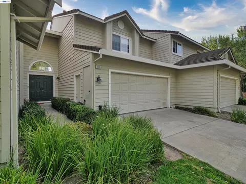Exterior - 7445 Rolling Hills Cir, Dublin, CA 94568 photo 3 of 8