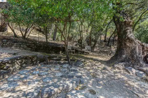 Exterior - Undisclosed, Sunol, CA 94586 photo 3 of 4