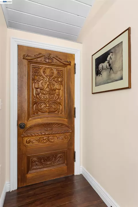 Entry Way - Undisclosed, Sunol, CA 94586 photo 1 of 3
