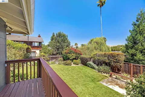 Exterior - 2525 Bruce Dr, Fremont, CA 94539 photo 3 of 20