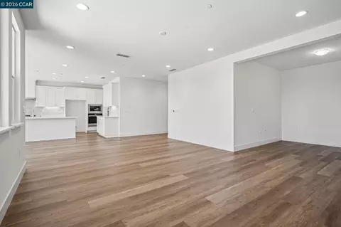 Living - 3576 Darnoch Ave, Lathrop, CA 95330 photo 1 of 4