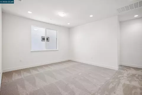 Bedroom - 3576 Darnoch Ave, Lathrop, CA 95330 photo 5 of 13