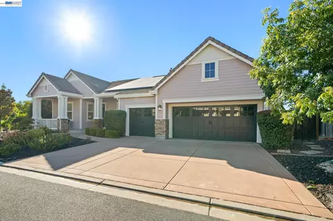 Exterior - 1121 Newhaven Pl, Concord, CA 94518 photo 9 of 9