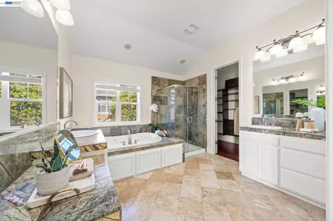 Bath - 1121 Newhaven Pl, Concord, CA 94518 photo 1 of 7