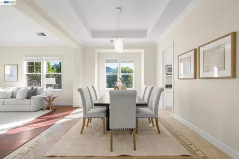 Dining - 1121 Newhaven Pl, Concord, CA 94518 photo 1 of 3