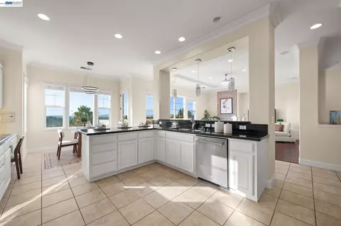 Kitchen - 1121 Newhaven Pl, Concord, CA 94518 photo 1 of 5