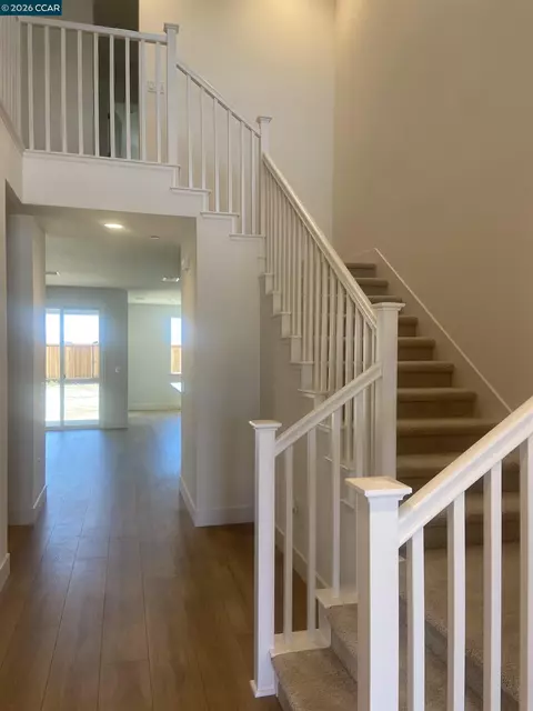 Entry Way - 3600 Darnoch, Lathrop, CA 95330 photo 1 of 3