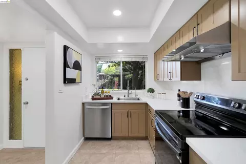 Kitchen - 1909 Landess Ave, Milpitas, CA 95035 photo 2 of 5