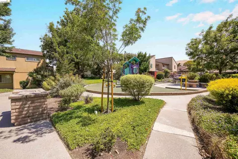 Exterior - 1909 Landess Ave, Milpitas, CA 95035 photo 9 of 10
