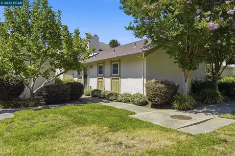 Exterior - 4814 Wolf Way, Concord, CA 94521 photo 2 of 8