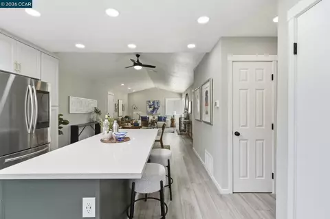 Entry Way - 4814 Wolf Way, Concord, CA 94521 photo 1 of 1