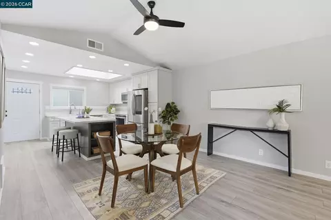 Dining - 4814 Wolf Way, Concord, CA 94521 photo 2 of 3