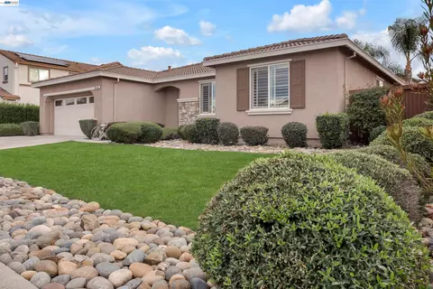 924 Poppy Dr, Brentwood, CA 94513