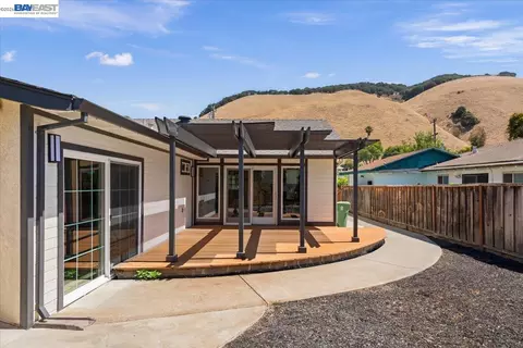 Exterior - 38341 Moab Dr, Fremont, CA 94536 photo 3 of 4
