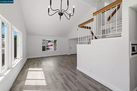 Living - 2750 Gomes Ct, Tracy, CA 95376 photo 3 of 13