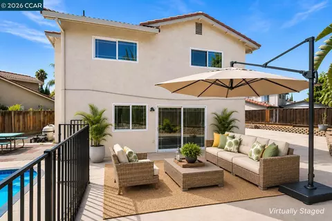 Exterior - 2750 Gomes Ct, Tracy, CA 95376 photo 6 of 15