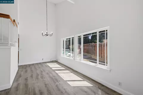 Living - 2750 Gomes Ct, Tracy, CA 95376 photo 6 of 13