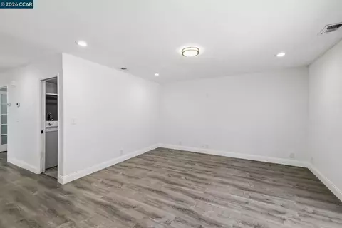 Living - 2750 Gomes Ct, Tracy, CA 95376 photo 11 of 13