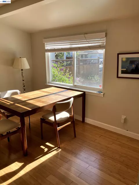 Dining - 1066 Maple Ave, Vallejo, CA 94591 photo 2 of 3