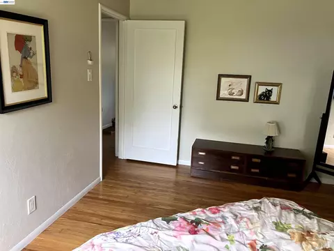 Bedroom - 1066 Maple Ave, Vallejo, CA 94591 photo 1 of 7
