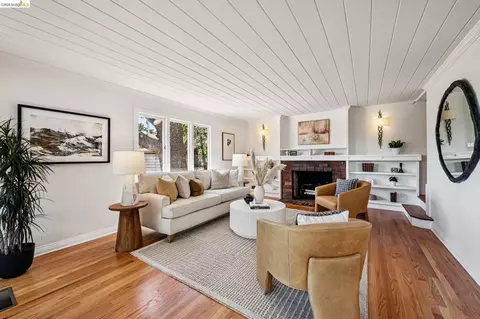 Living - 639 Cragmont, Berkeley, CA 94708 photo 2 of 4