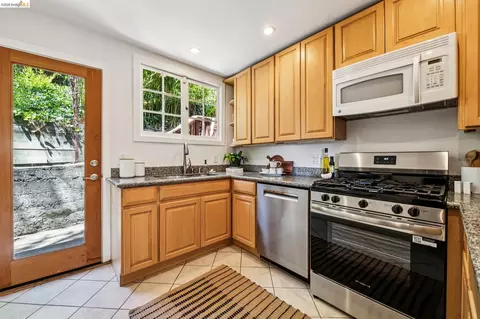 Kitchen - 639 Cragmont, Berkeley, CA 94708 photo 2 of 3