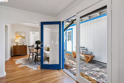 Entry Way - 639 Cragmont, Berkeley, CA 94708 photo 2 of 4