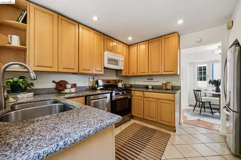 Kitchen - 639 Cragmont, Berkeley, CA 94708 photo 1 of 3