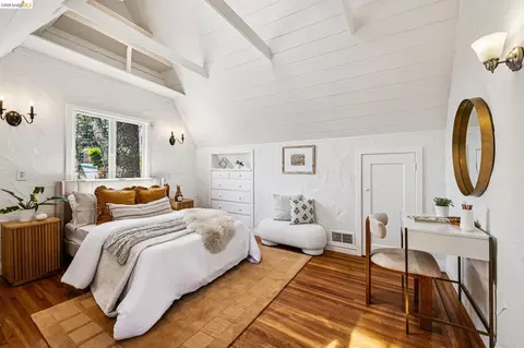 Bedroom - 639 Cragmont, Berkeley, CA 94708 photo 4 of 7