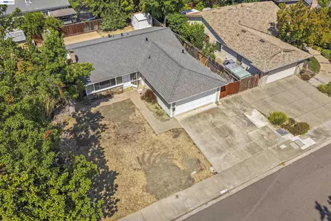 View/Area - 695 Debra St, Livermore, CA 94550 photo 1 of 14