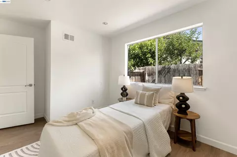 Bedroom - 695 Debra St, Livermore, CA 94550 photo 1 of 4