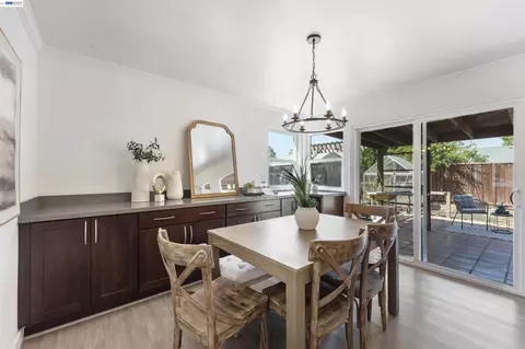Dining - 695 Debra St, Livermore, CA 94550 photo 3 of 3
