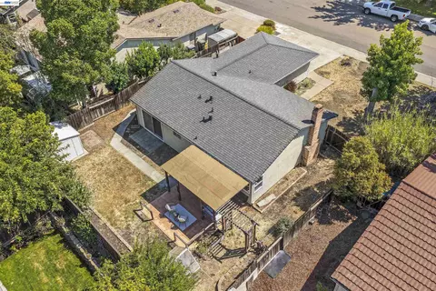 View/Area - 695 Debra St, Livermore, CA 94550 photo 7 of 14