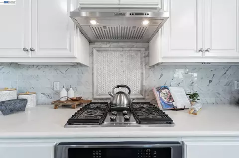 Kitchen - 4726 S Spago Dr, Dublin, CA 94568 photo 6 of 6