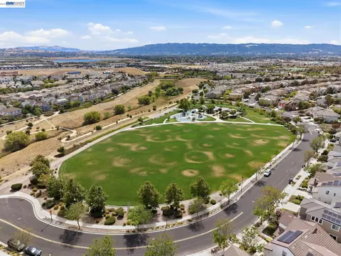 View/Area - 4726 S Spago Dr, Dublin, CA 94568 photo 9 of 10