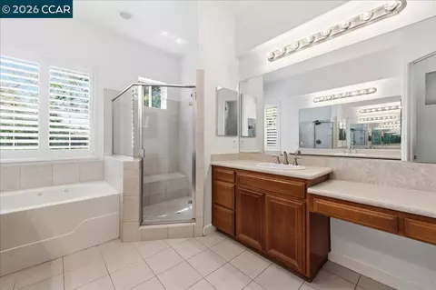 Bath - 5204 Skyler Ct, Concord, CA 94521 photo 2 of 4