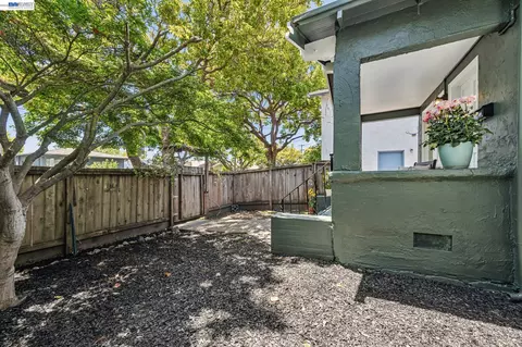 Exterior - 1349 Hearst Ave, Berkeley, CA 94702 photo 9 of 10
