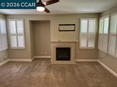 Living - 1117 Azuar Ave, Vallejo, CA 94592 photo 1 of 3